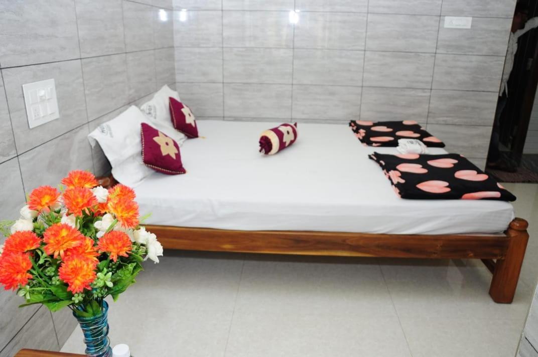 Aryan Residency Villa Mavalli Exterior photo